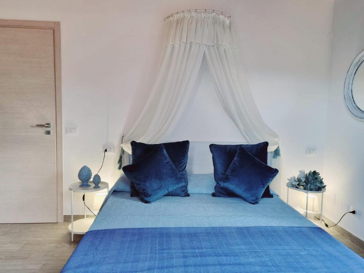 Stazzo San Teodoro Piscina Condivisa Apartment Bagian luar foto