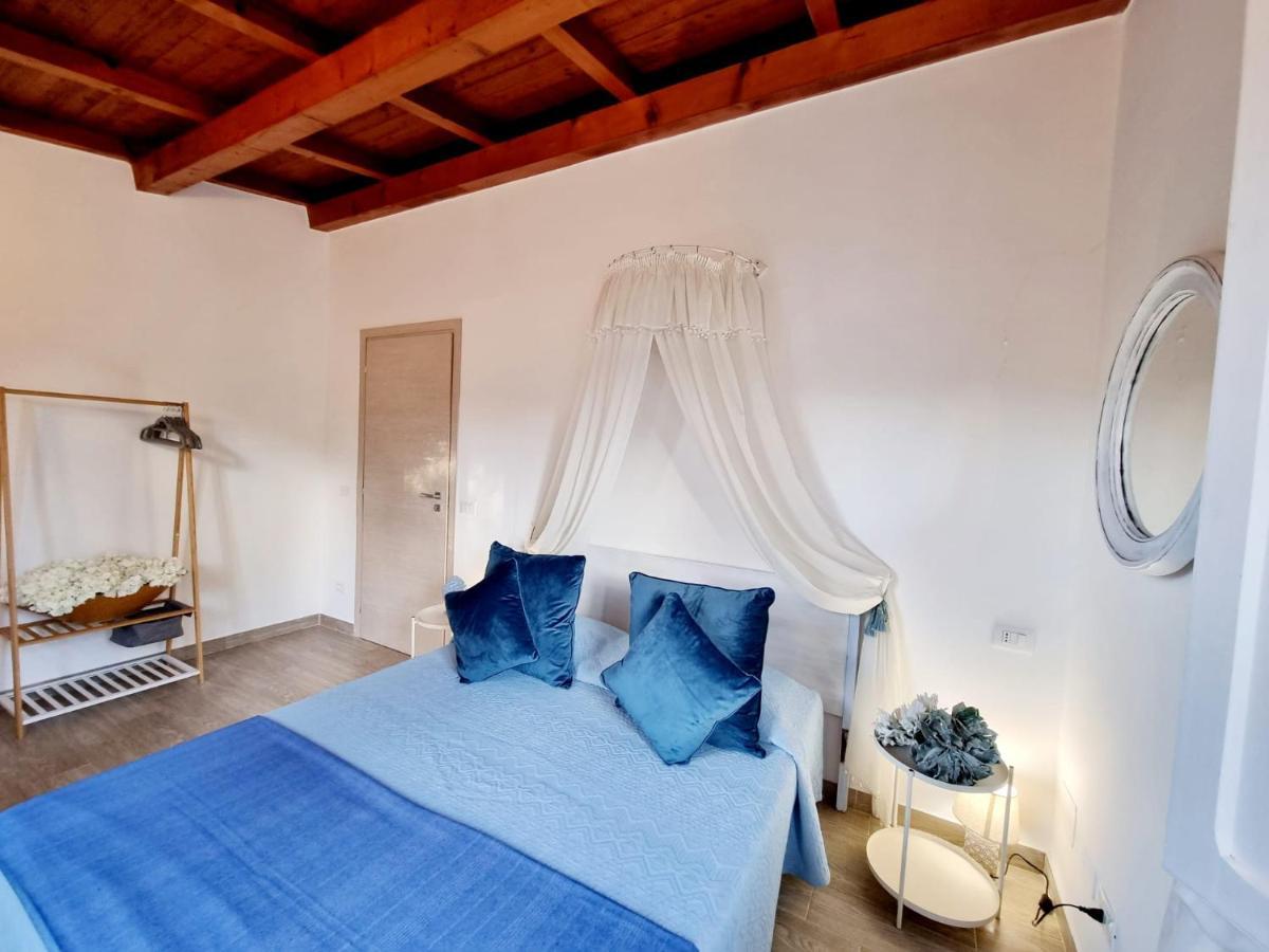 Stazzo San Teodoro Piscina Condivisa Apartment Bagian luar foto
